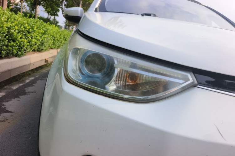 Used BAIC New Energy EC 2017 EC180 Dynamic Edition Right Front Headlight