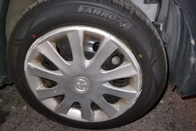 Used BAIC New Energy EC 2017 EC200 Dynamic Edition Right Front Wheel Hub