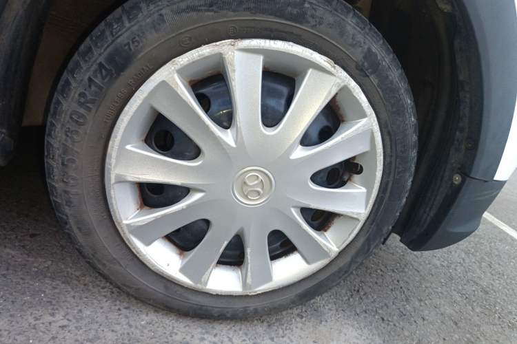 Used BAIC New Energy EC 2017 EC200 Dynamic Edition Right Front Wheel Hub