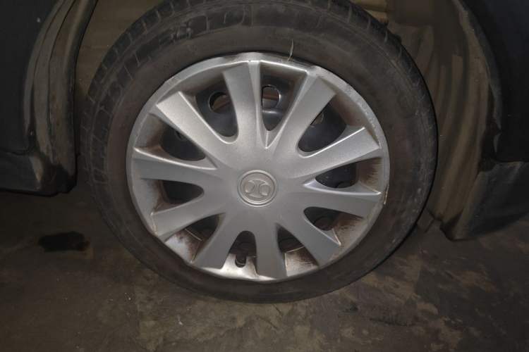 Used BAIC New Energy EC 2017 EC180 Dynamic Edition Right Front Wheel Hub