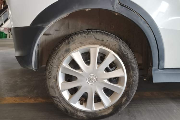 Used BAIC New Energy EC 2017 EC180 Dynamic Edition Right Rear Wheel Hub