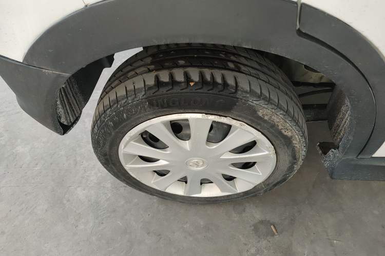 Used BAIC New Energy EC 2017 EC180 Dynamic Edition Right Rear Wheel Hub