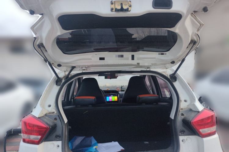 Used BAIC New Energy EC 2017 EC180 Dynamic Edition Trunk