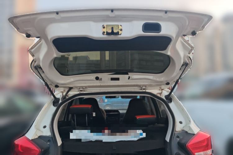 Used BAIC New Energy EC 2017 EC200 Dynamic Edition Trunk