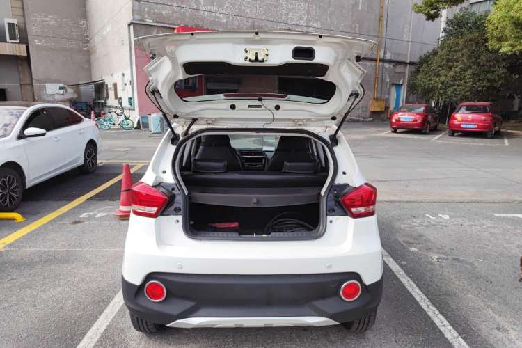 Used BAIC New Energy EC 2017 EC200 Dynamic Edition Trunk