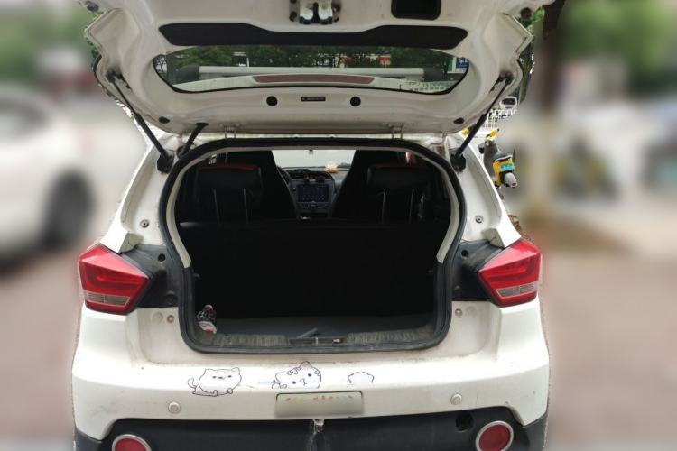Used BAIC New Energy EC 2017 EC180 Dynamic Edition Trunk