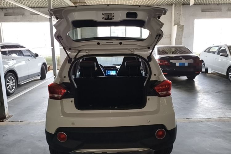 Used BAIC New Energy EC 2017 EC180 Dynamic Edition Trunk