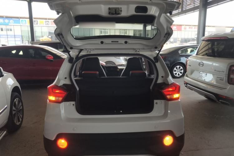Used BAIC New Energy EC 2017 EC180 Dynamic Edition Trunk