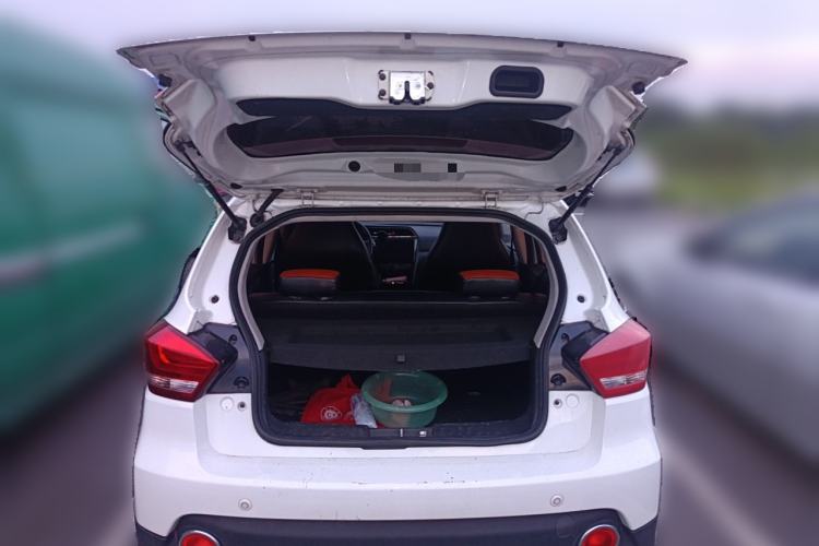 Used BAIC New Energy EC 2017 EC200 Dynamic Edition Trunk