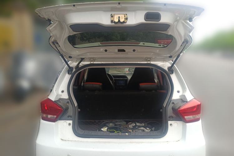 Used BAIC New Energy EC 2017 EC180 Elegant Edition Trunk