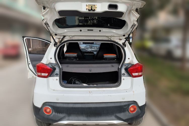 Used BAIC New Energy EC 2017 EC180 Dynamic Edition Trunk