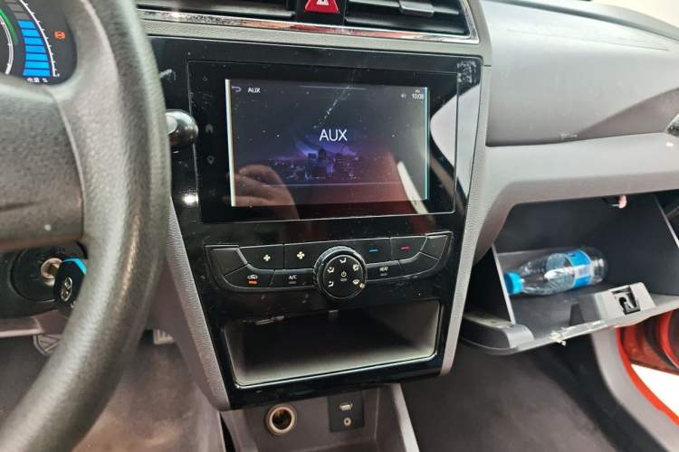 Used BAIC New Energy EC 2017 EC180 Elegant Edition Audio And AC Panel