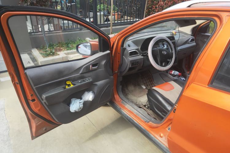 Used BAIC New Energy EC 2017 EC180 Dynamic Edition Driver Seat