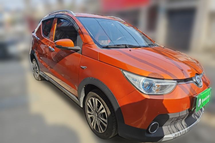 Used BAIC New Energy EC 2017 EC180 Dynamic Edition Front Right 45 Deg