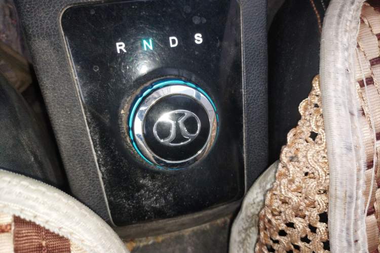 Used BAIC New Energy EC 2017 EC180 Dynamic Edition Gear Lever