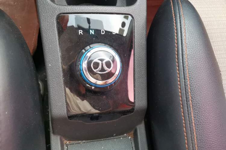 Used BAIC New Energy EC 2017 EC180 Dynamic Edition Gear Lever