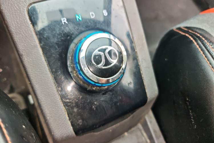 Used BAIC New Energy EC 2017 EC180 Elegant Edition Gear Lever