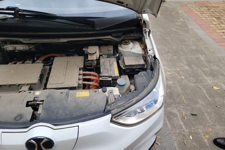 Used BAIC New Energy EC 2018 Dynamic Edition Engine Bay Left