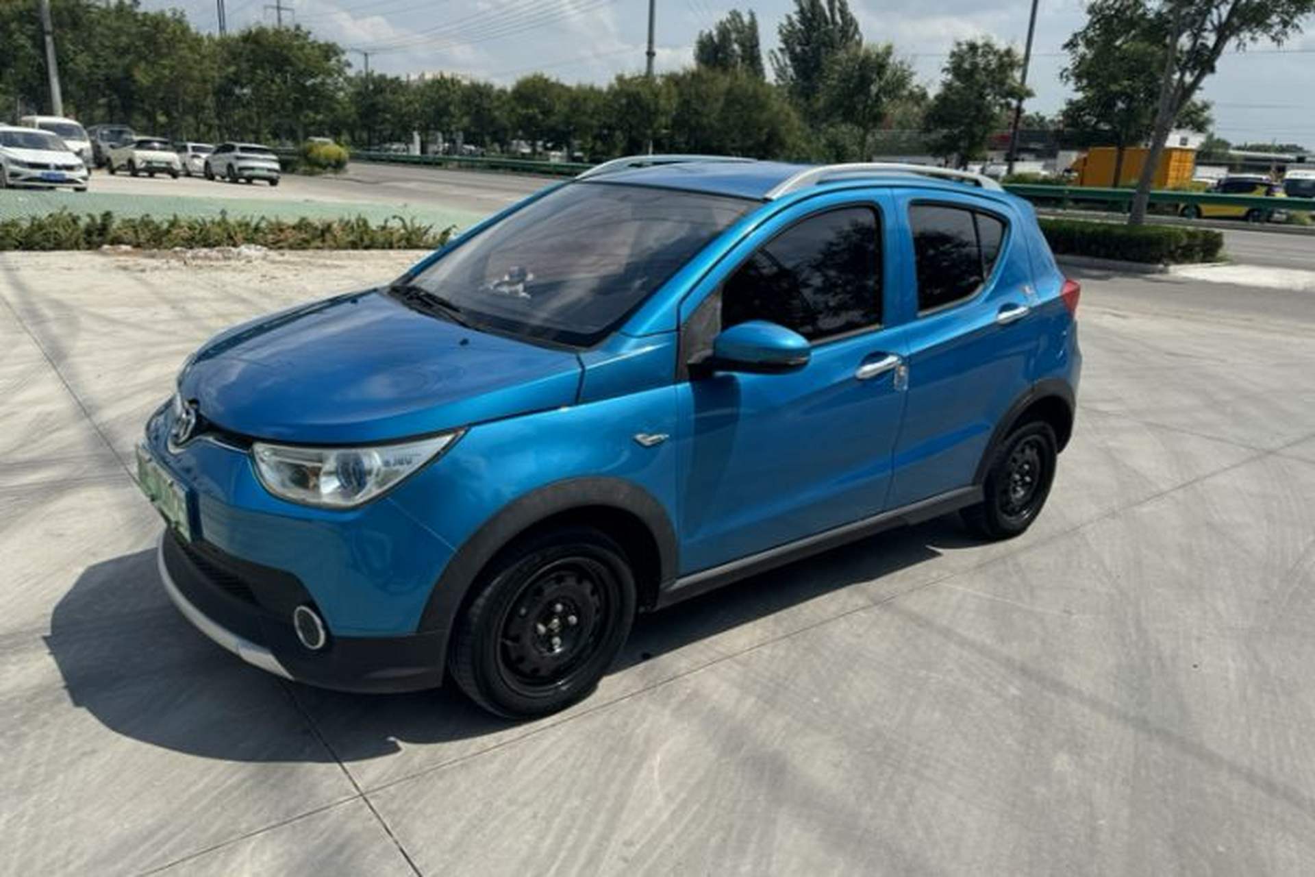 Used BAIC New Energy EC 2018 EC220 Standard Edition Exterior 5