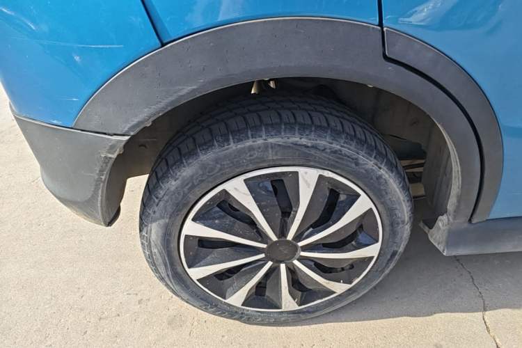 Used BAIC New Energy EC 2018 EC220 Standard Edition Exterior 5