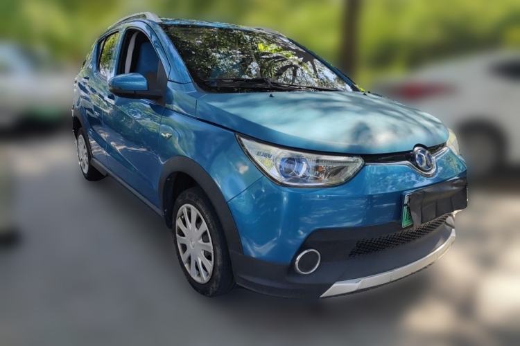 Used BAIC New Energy EC 2018 EC220 Standard Edition Front Right 45 Deg
