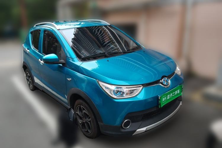 Used BAIC New Energy EC 2018 EC220 Standard Edition Front Right 45 Deg