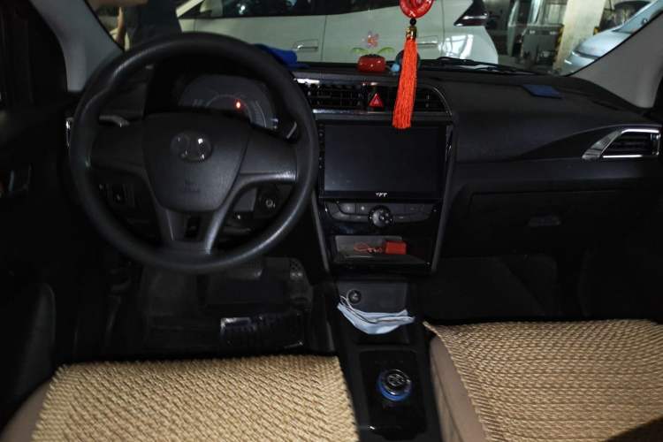 Used BAIC New Energy EC 2018 EC220 Standard Edition Center Console