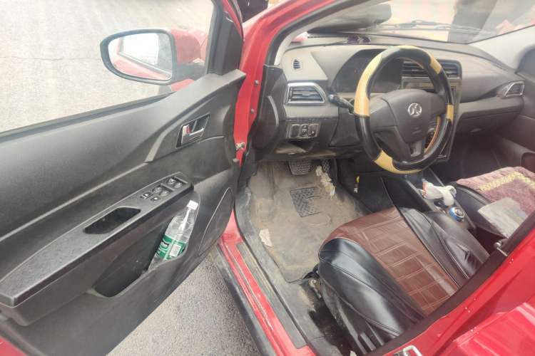 Used BAIC New Energy EC 2018 EC220 Standard Edition Driver Seat