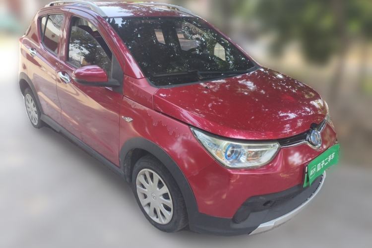 Used BAIC New Energy EC 2018 EC220 Standard Edition Front Right 45 Deg