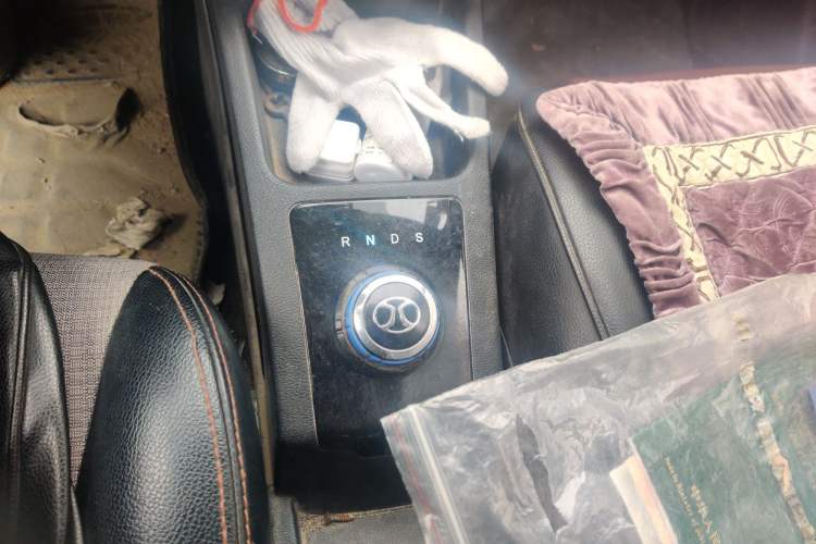 Used BAIC New Energy EC 2018 EC220 Standard Edition Gear Lever