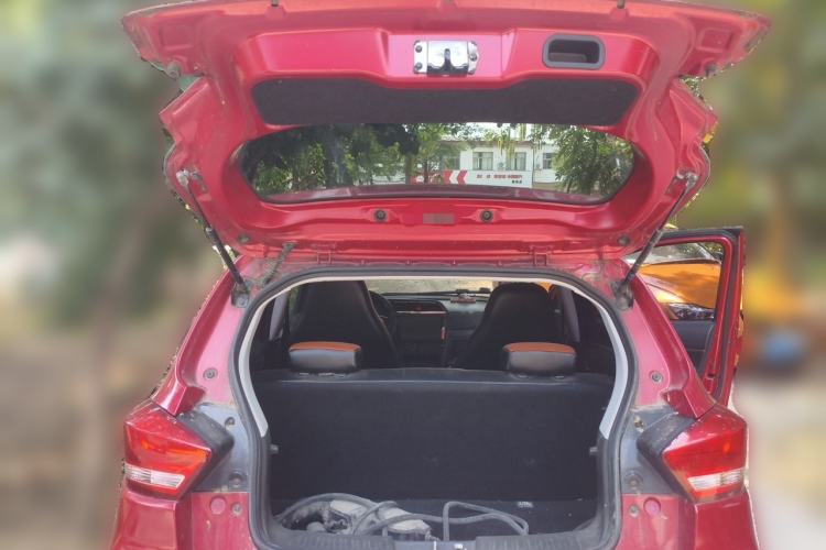 Used BAIC New Energy EC 2018 EC220 Standard Edition Trunk