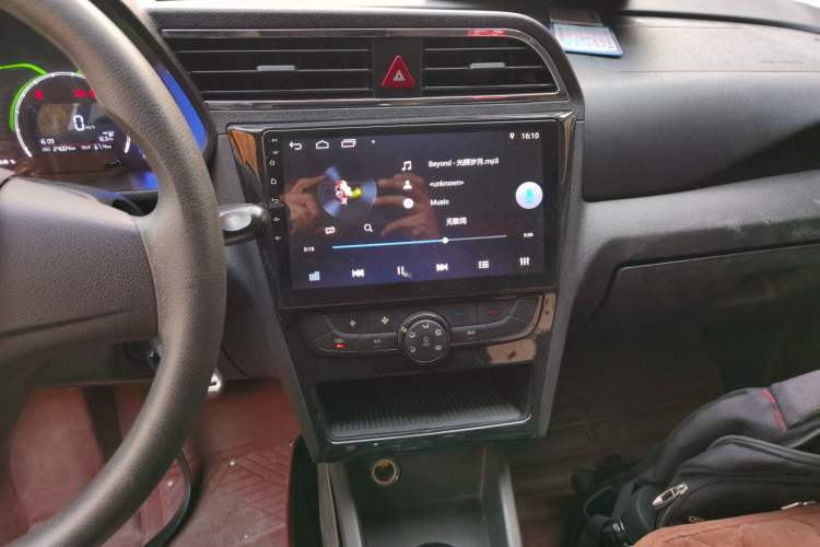 Used BAIC New Energy EC 2018 EC220 Standard Edition Audio And AC Panel