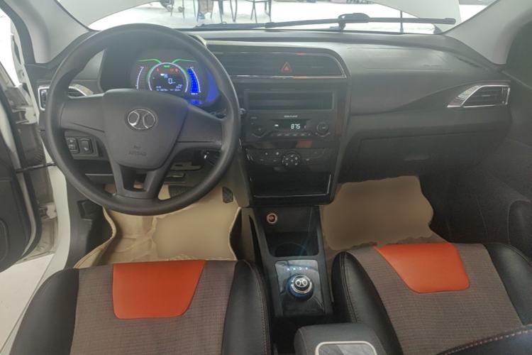 Used BAIC New Energy EC 2018 EC220 Standard Edition Center Console