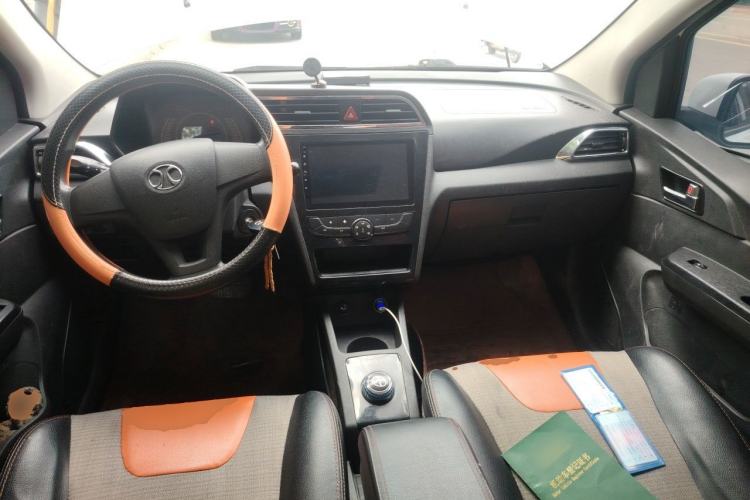 Used BAIC New Energy EC 2018 EC220 Standard Edition Center Console