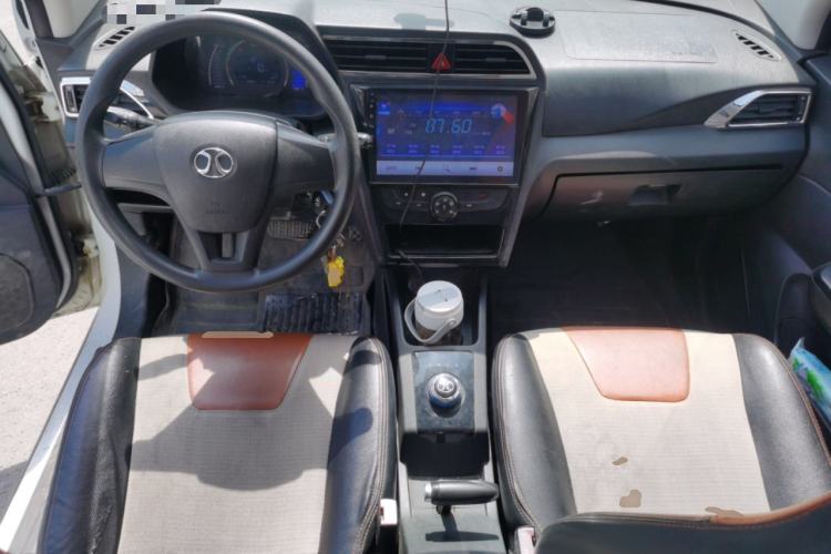 Used BAIC New Energy EC 2018 EC220 Standard Edition Center Console