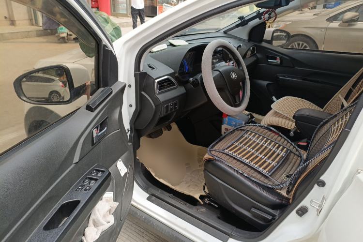 Used BAIC New Energy EC 2018 EC220 Standard Edition Driver Seat