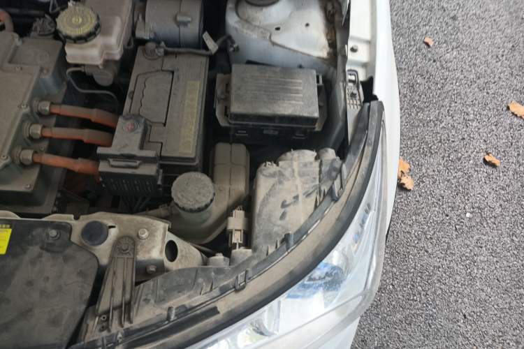 Used BAIC New Energy EC 2018 Lingxiu Edition Engine Bay Left