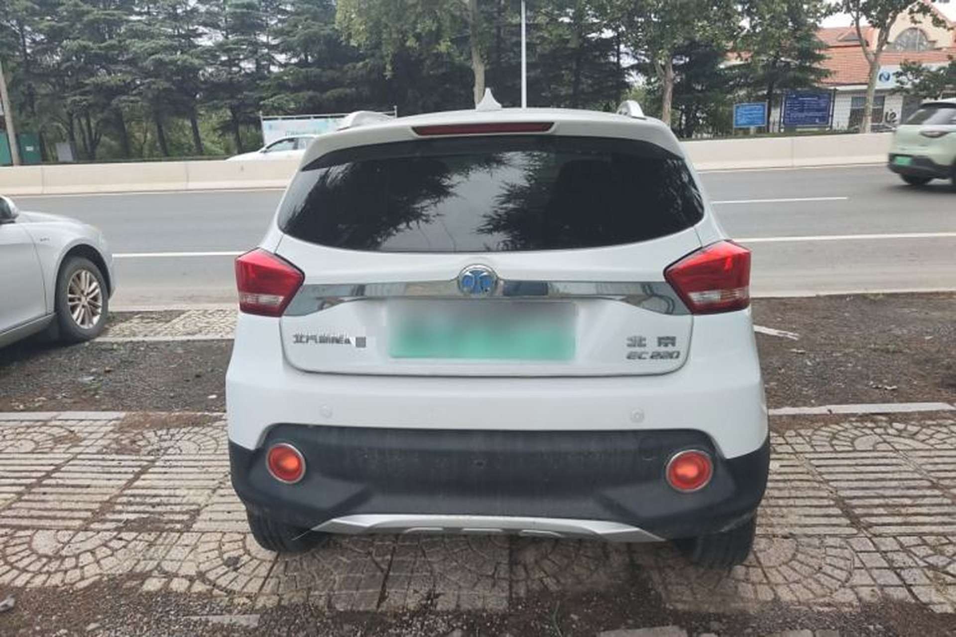 Used BAIC New Energy EC 2018 EC220 Standard Edition Exterior 4