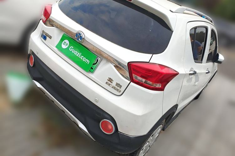 Used BAIC New Energy EC 2018 EC220 Classic Edition Exterior 5
