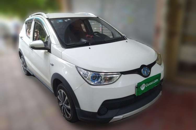 Used BAIC New Energy EC 2018 EC220 Classic Edition Front Right 45 Deg