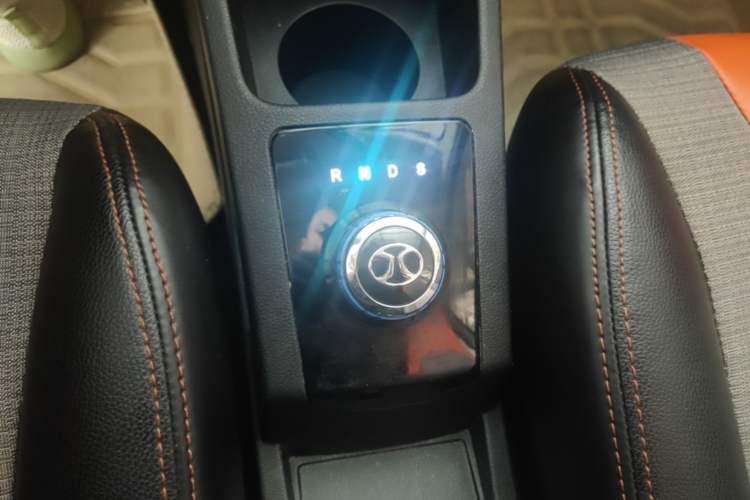 Used BAIC New Energy EC 2018 EC220 Standard Edition Gear Lever