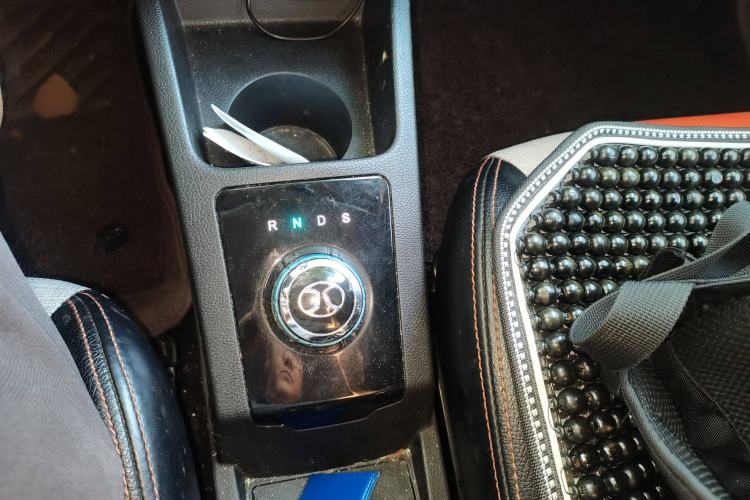 Used BAIC New Energy EC 2018 EC220 Elite Edition Gear Lever