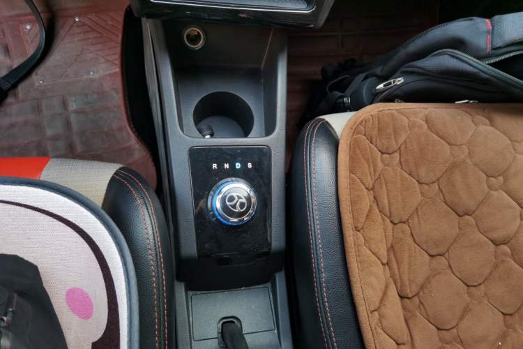 Used BAIC New Energy EC 2018 EC220 Standard Edition Gear Lever