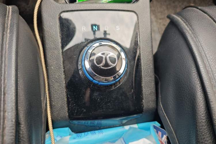 Used BAIC New Energy EC 2018 EC220 Standard Edition Gear Lever