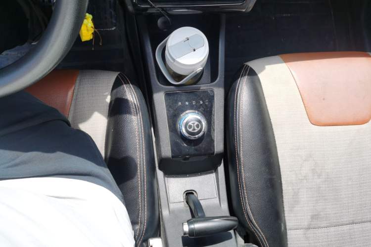 Used BAIC New Energy EC 2018 EC220 Standard Edition Gear Lever