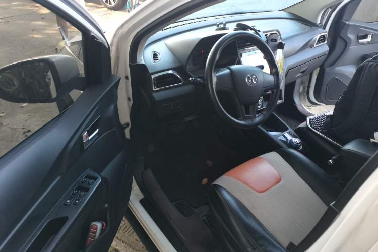 Used BAIC New Energy EC 2018 EC220 Elite Edition Interior 3