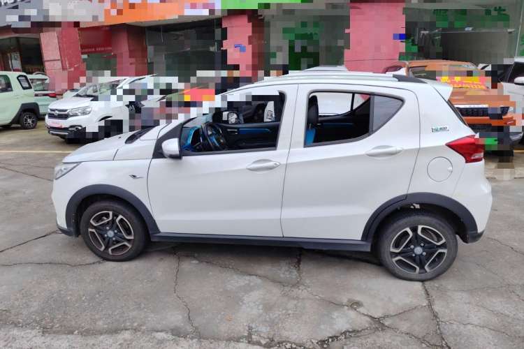 Used BAIC New Energy EC 2018 Dynamic Edition Left Side
