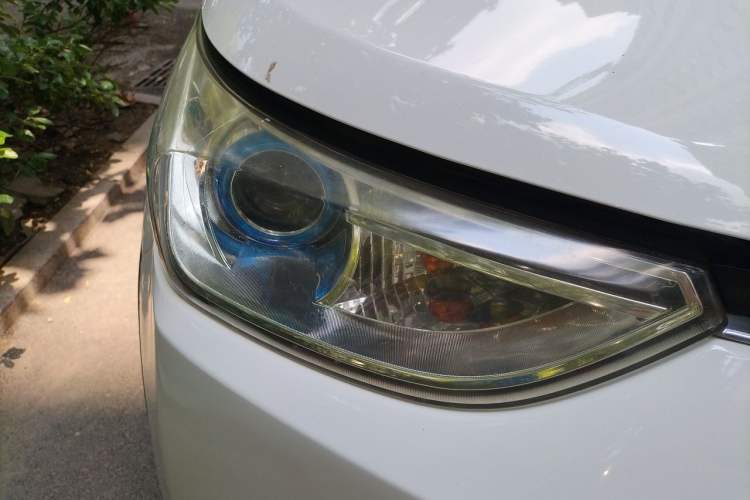 Used BAIC New Energy EC 2018 EC220 Standard Edition Right Front Headlight