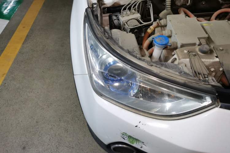 Used BAIC New Energy EC 2018 EC220 Standard Edition Right Front Headlight