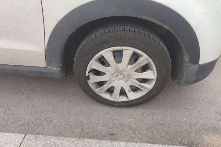 Used BAIC New Energy EC 2018 EC220 Standard Edition Right Front Wheel Hub